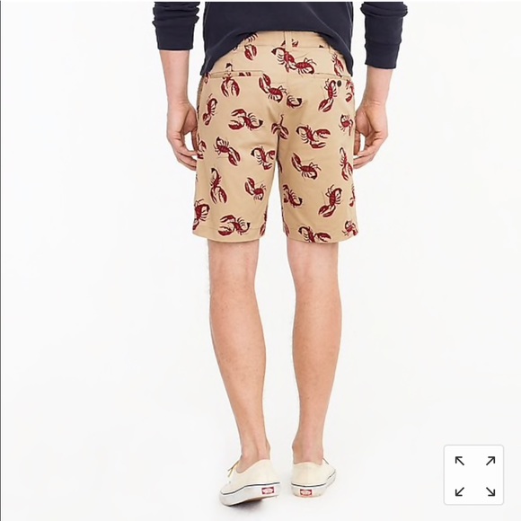 9” Stretch Short in Lobster Print - Picture 4 of 6